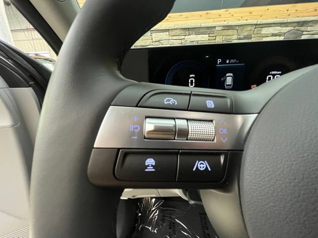 Used 2026 Hyundai Kona SEL Sport AWD/4WD image 25
