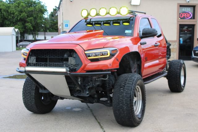 Used 2016 Toyota Tacoma TRD Off-Road w/ Premium & Technology Package AWD/4WD image 7