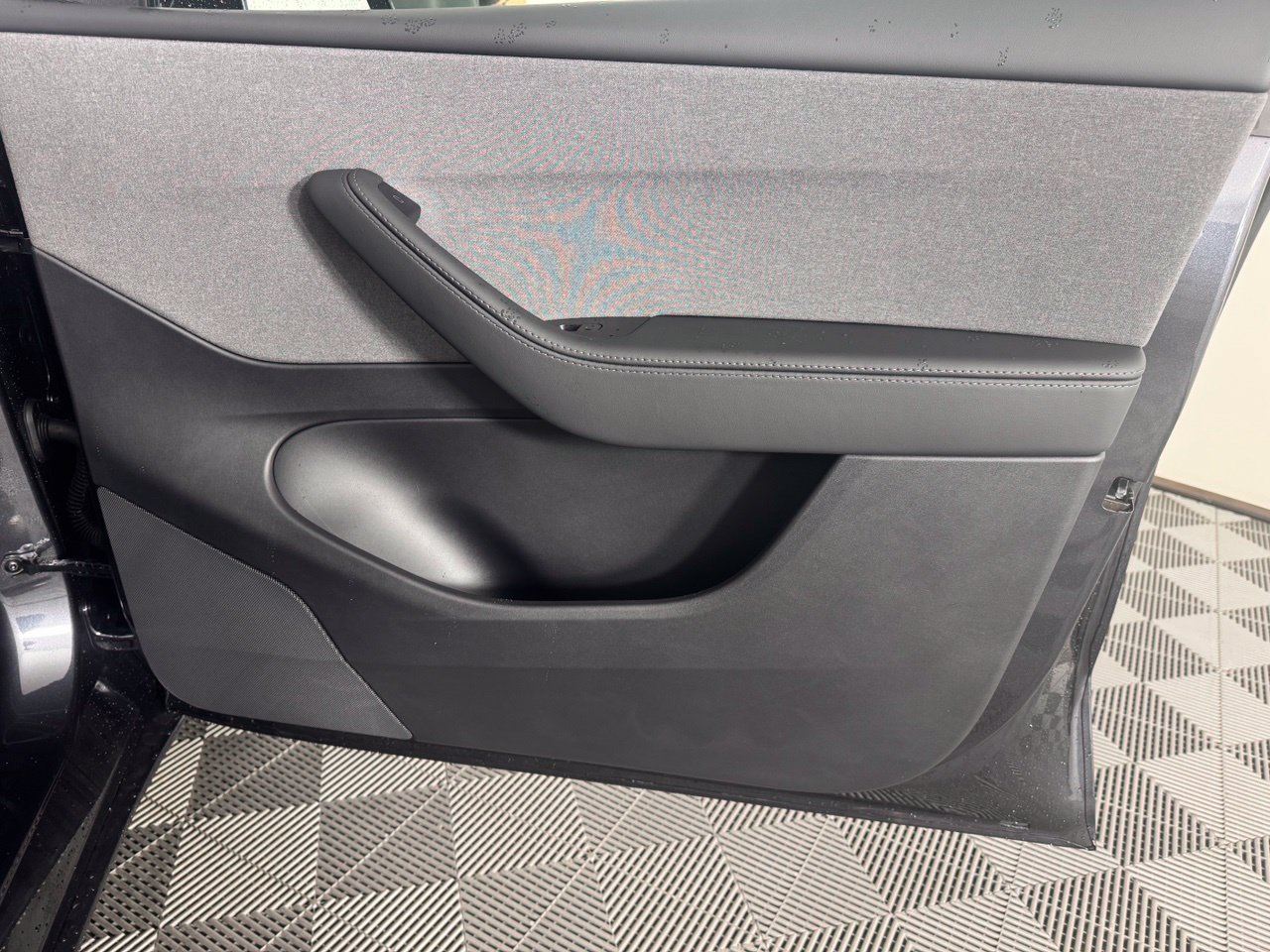 Used 2026 Tesla Model Y 2WD image 24