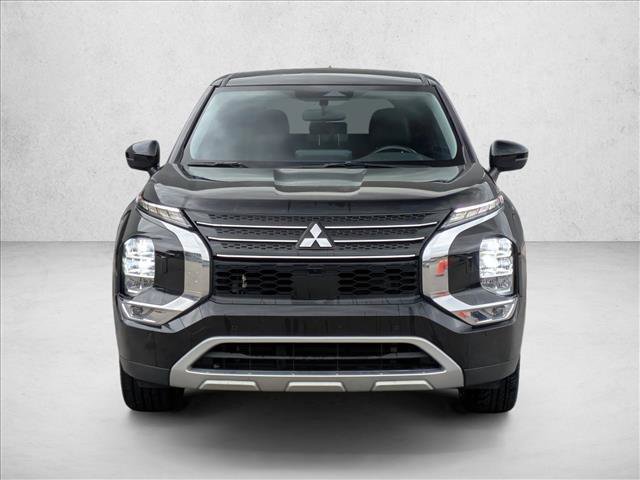 Used 2024 Mitsubishi Outlander SE video 2