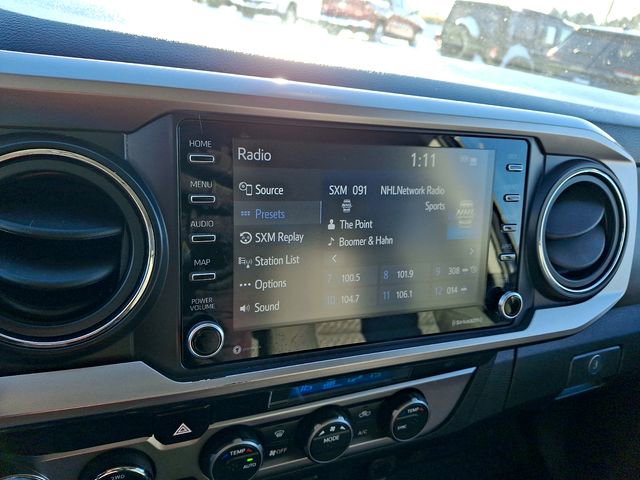 Used 2023 Toyota Tacoma SR5 w/ Technology Package image 21