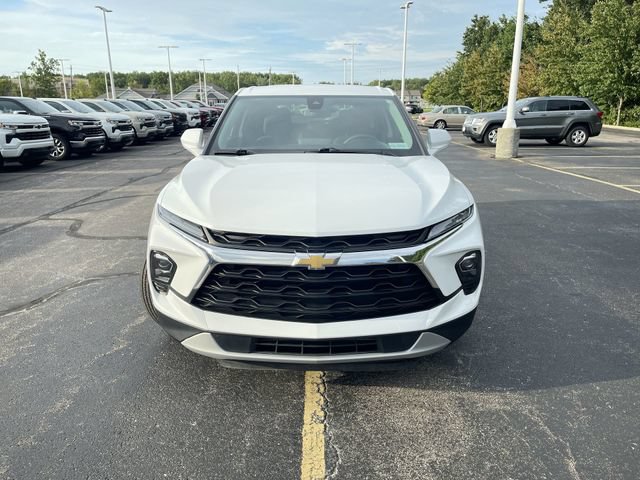 Used 2025 Chevrolet Blazer LT FWD image 29