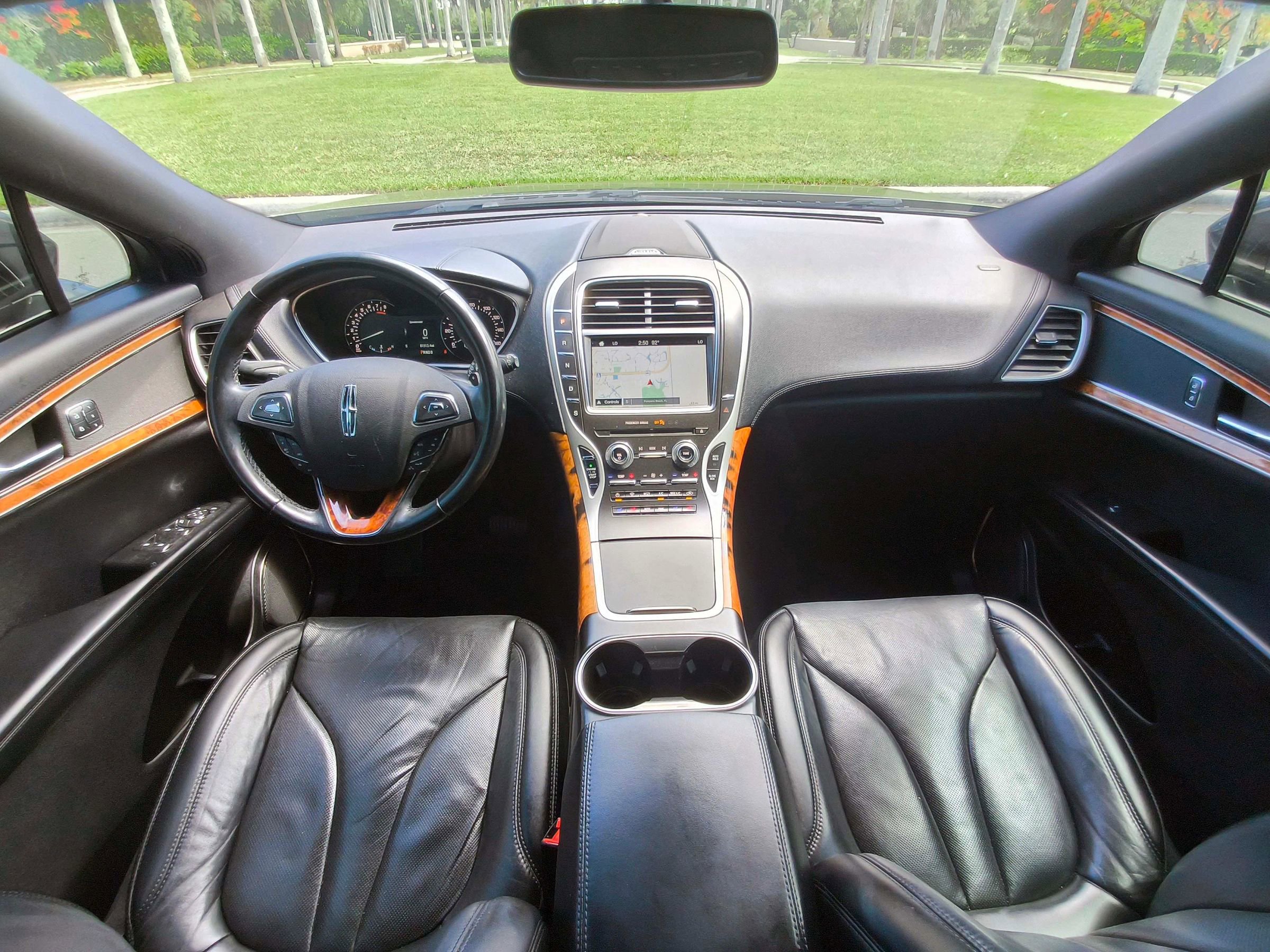 Used 2018 Lincoln MKX Reserve FWD image 23
