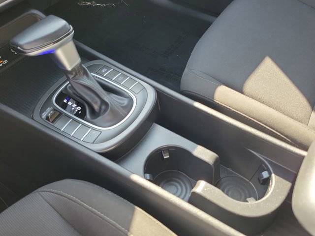 Used 2025 Hyundai Kona SEL FWD image 16