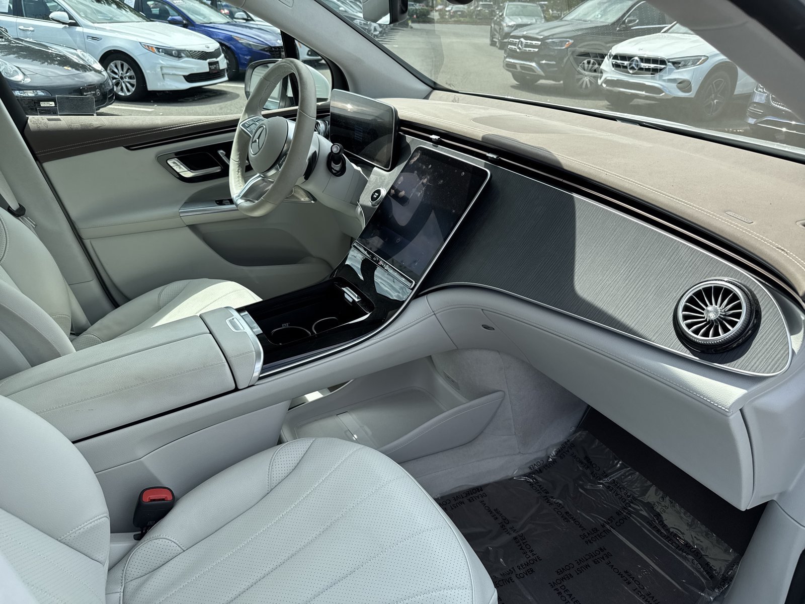 Used 2023 Mercedes-Benz EQE 350+ 4MATIC SUV image 12