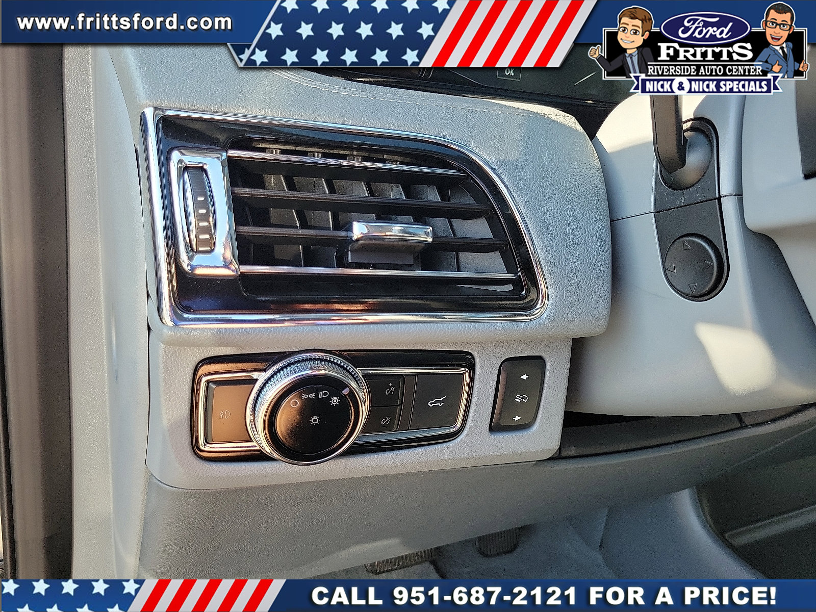 Used 2020 Lincoln Navigator Reserve w/ Luxury Package image 12