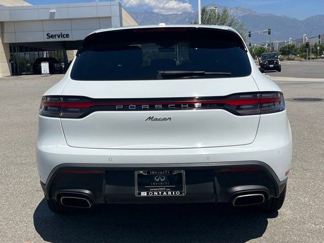 Used 2024 Porsche Macan AWD/4WD image 6