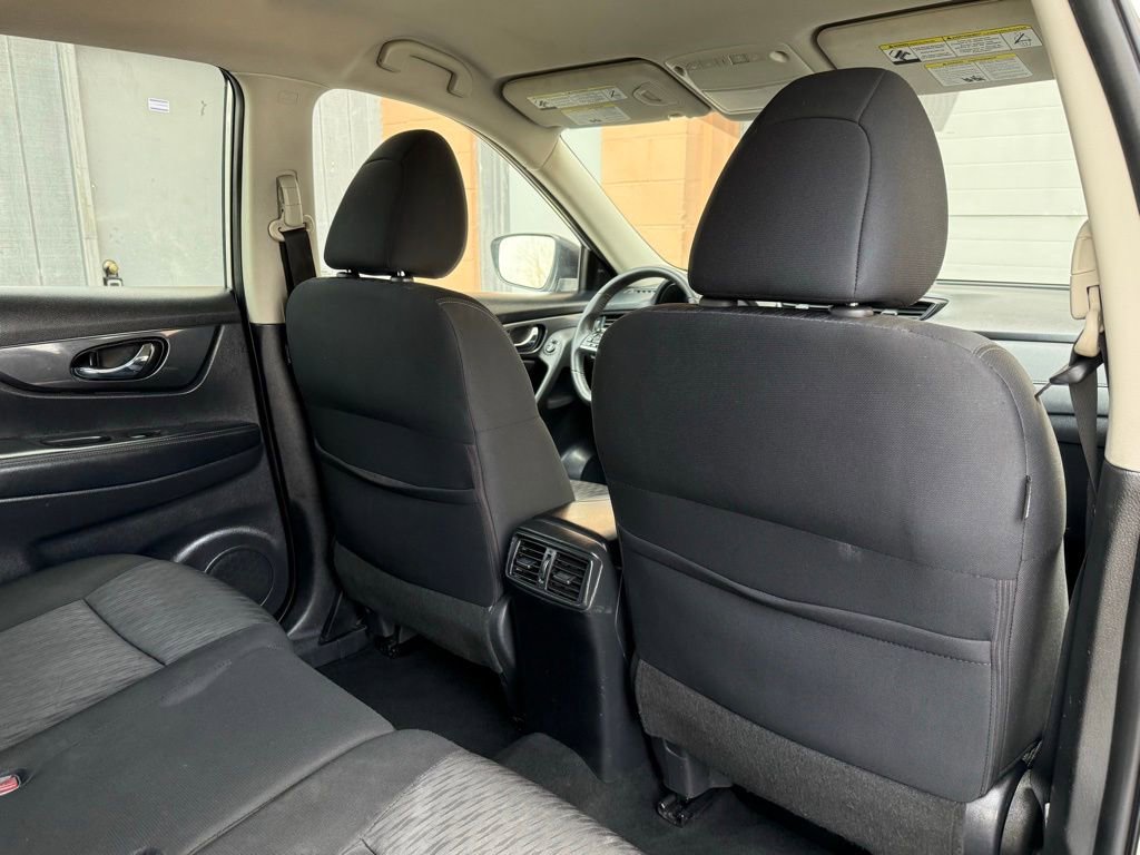 Used 2019 Nissan Rogue SV FWD image 20