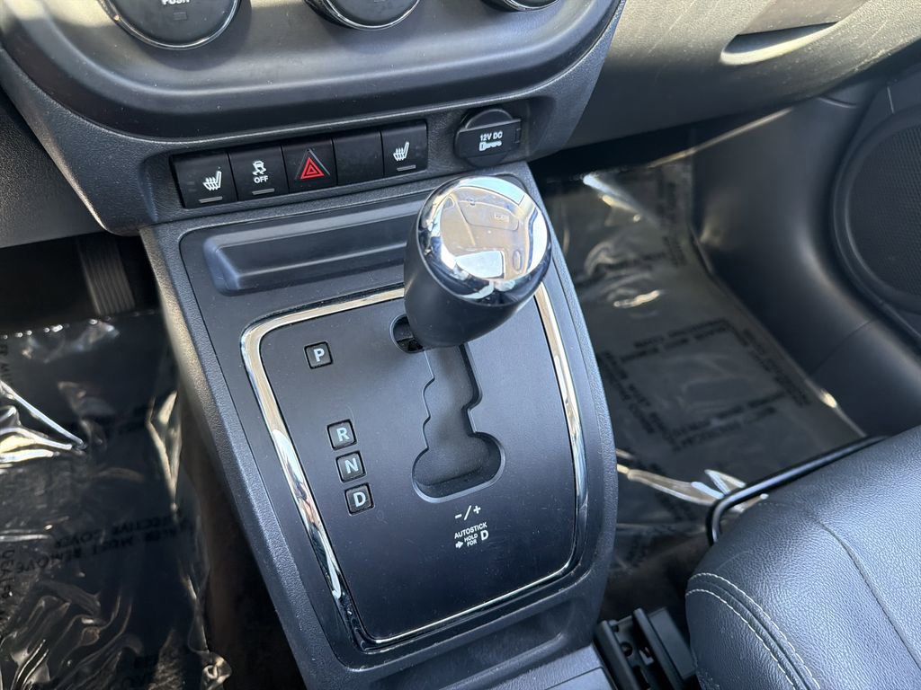 Used 2015 Jeep Patriot High Altitude image 25