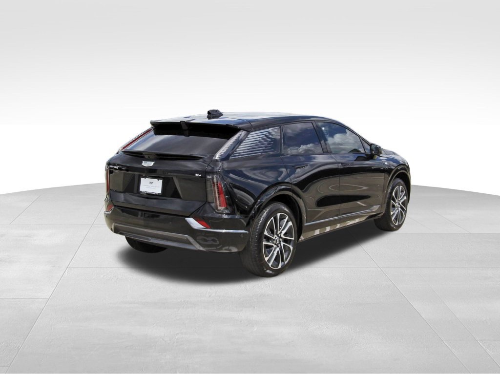 New 2027 Cadillac Optiq Sport AWD/4WD image 4