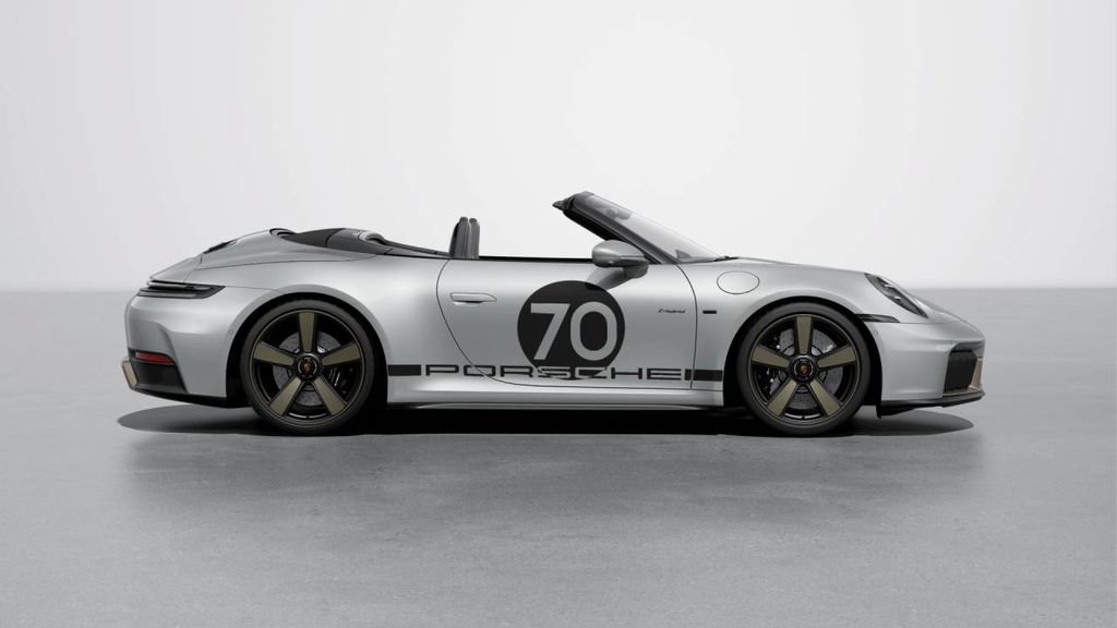 New 2026 Porsche 911 GTS RWD image 6