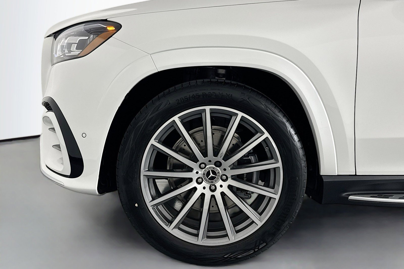 New 2026 Mercedes-Benz GLS 450 4MATIC image 10