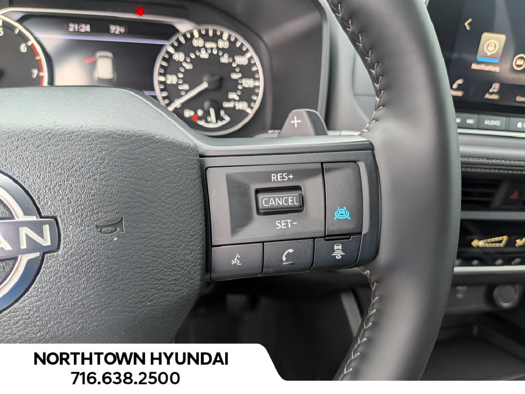 Used 2026 Nissan Rogue SV AWD/4WD image 23