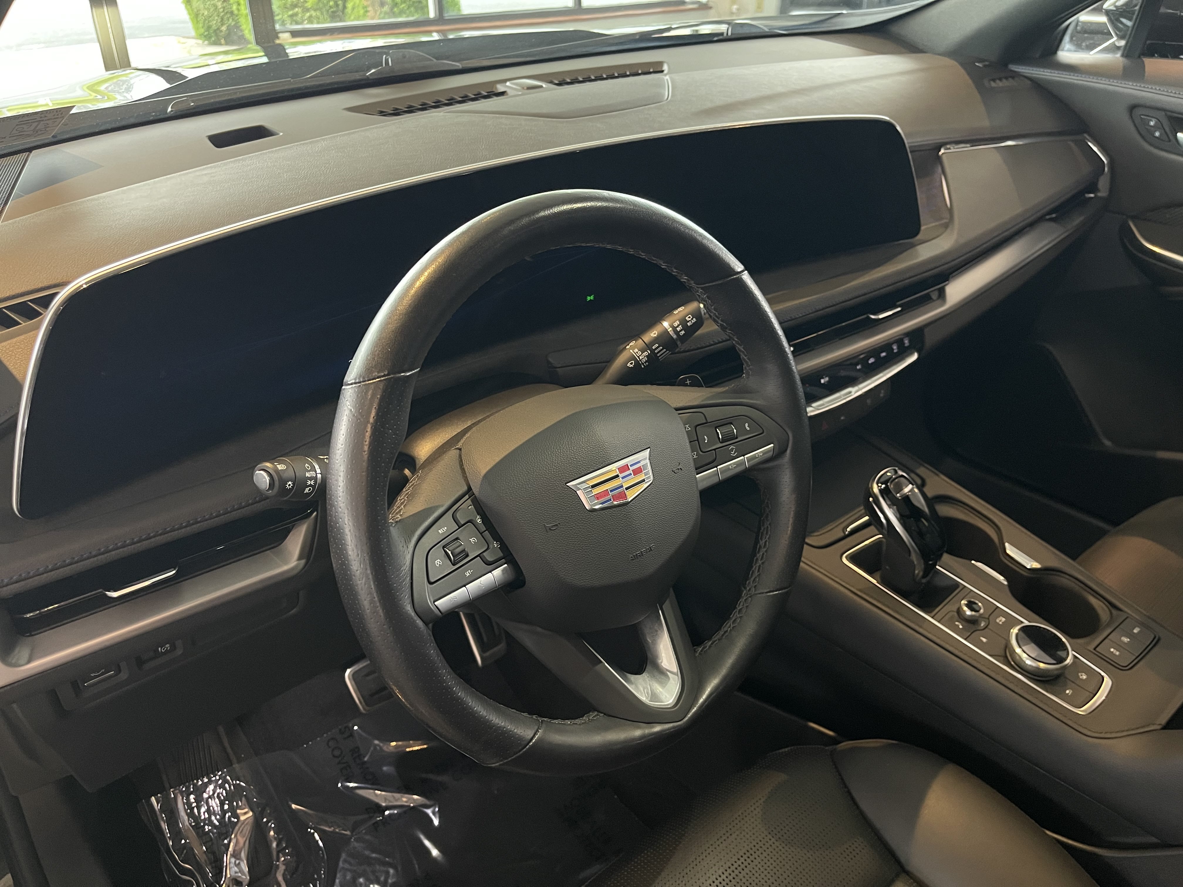 Certified 2024 Cadillac XT4 Sport AWD/4WD image 19
