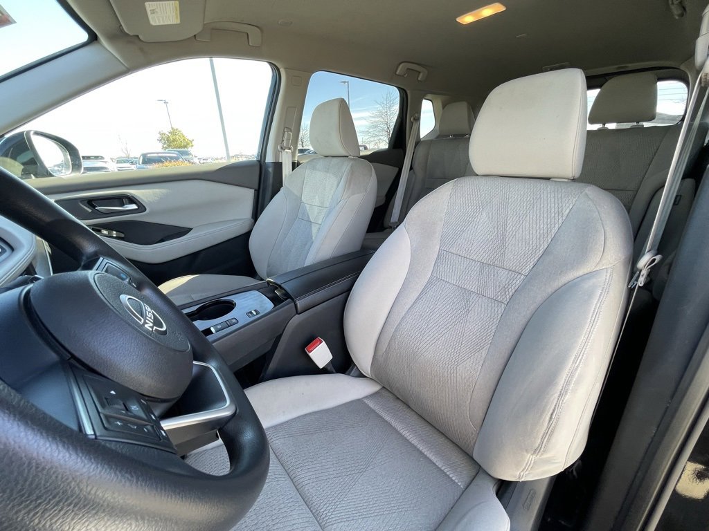 Used 2024 Nissan Rogue SV image 22