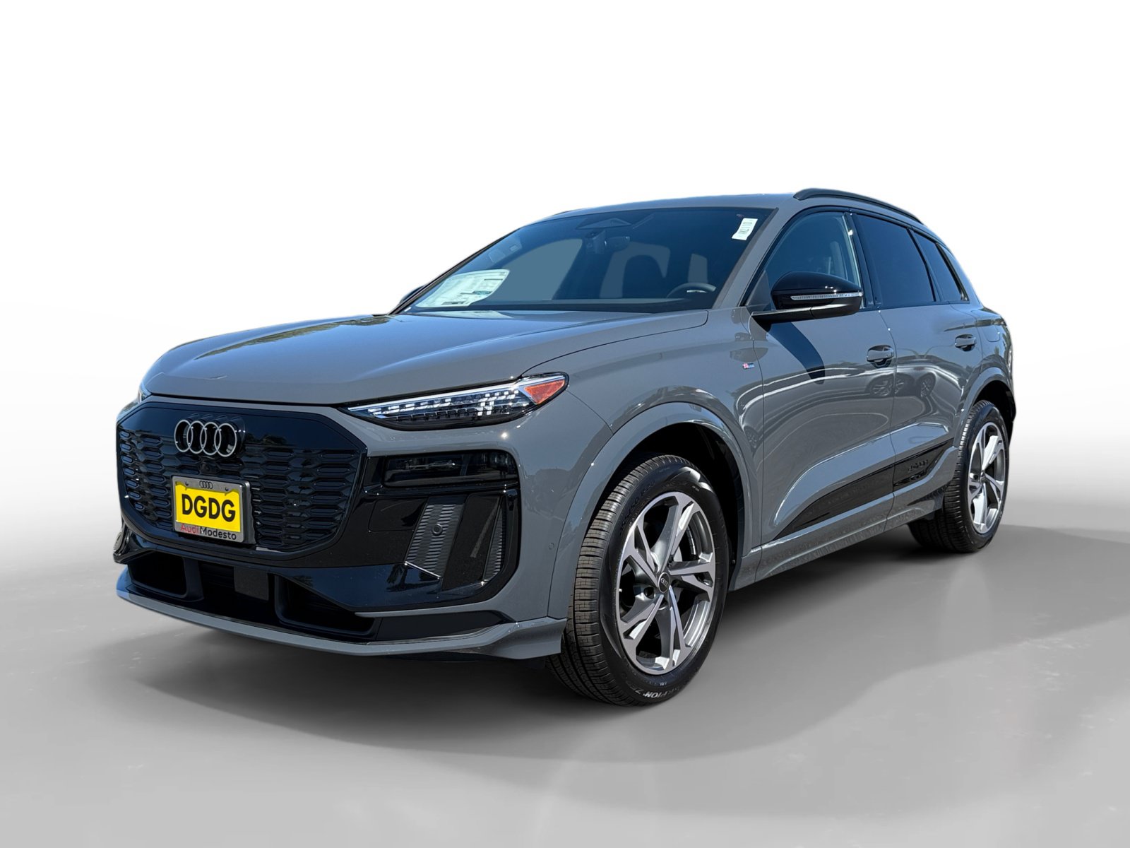 New 2027 Audi Q6 e-tron Premium Plus AWD/4WD image 1