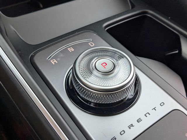 Used 2025 Kia Sorento EX w/ EX Panoramic Sunroof Package image 27