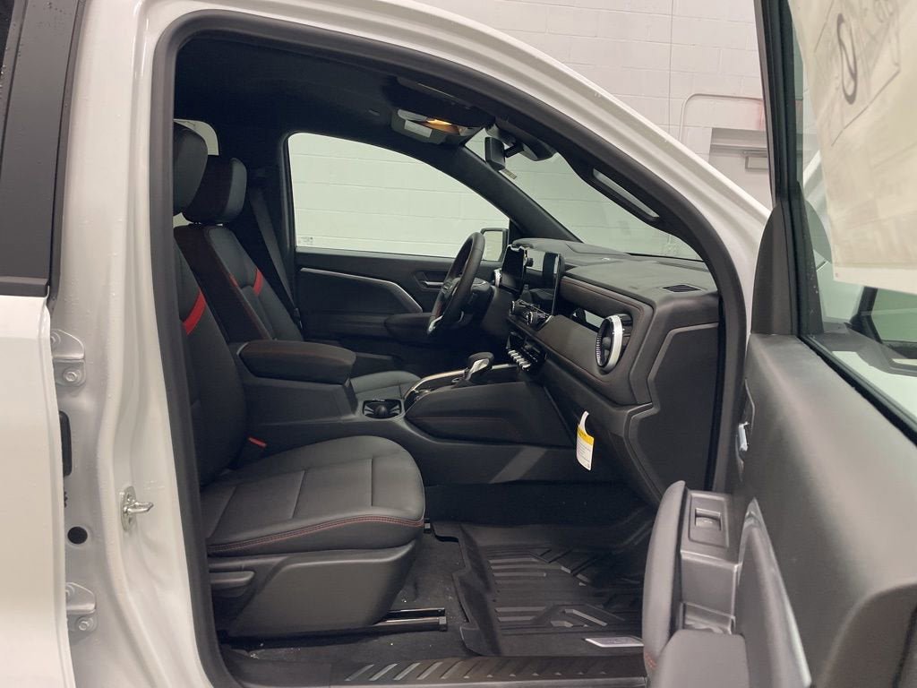 New 2026 Chevrolet Colorado Z71 w/ Technology Package AWD/4WD image 35