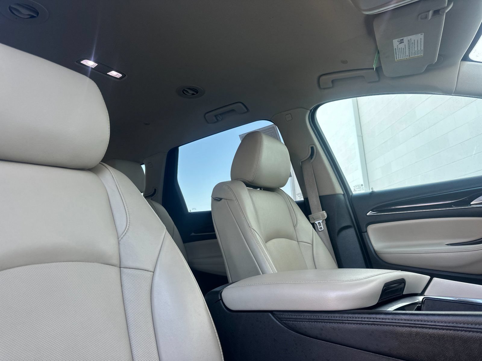 Used 2019 Buick Enclave Essence w/ LPO, Luxury Package AWD/4WD image 20