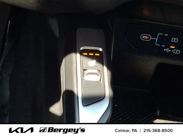 Certified 2025 Kia Sorento S AWD/4WD image 29