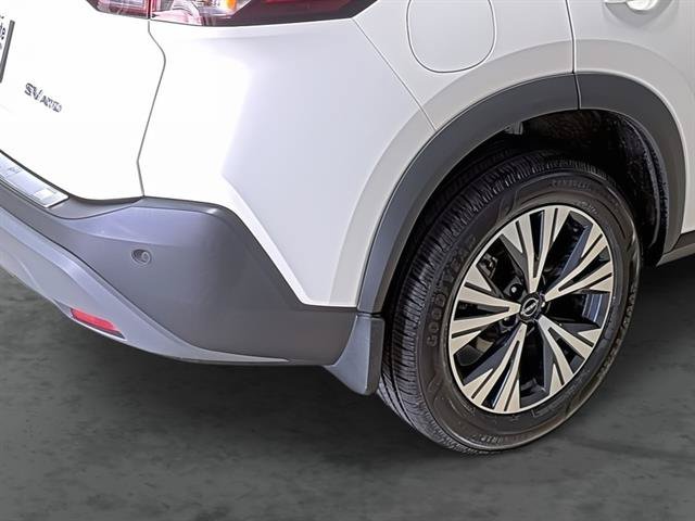 Used 2023 Nissan Rogue SV AWD/4WD image 13