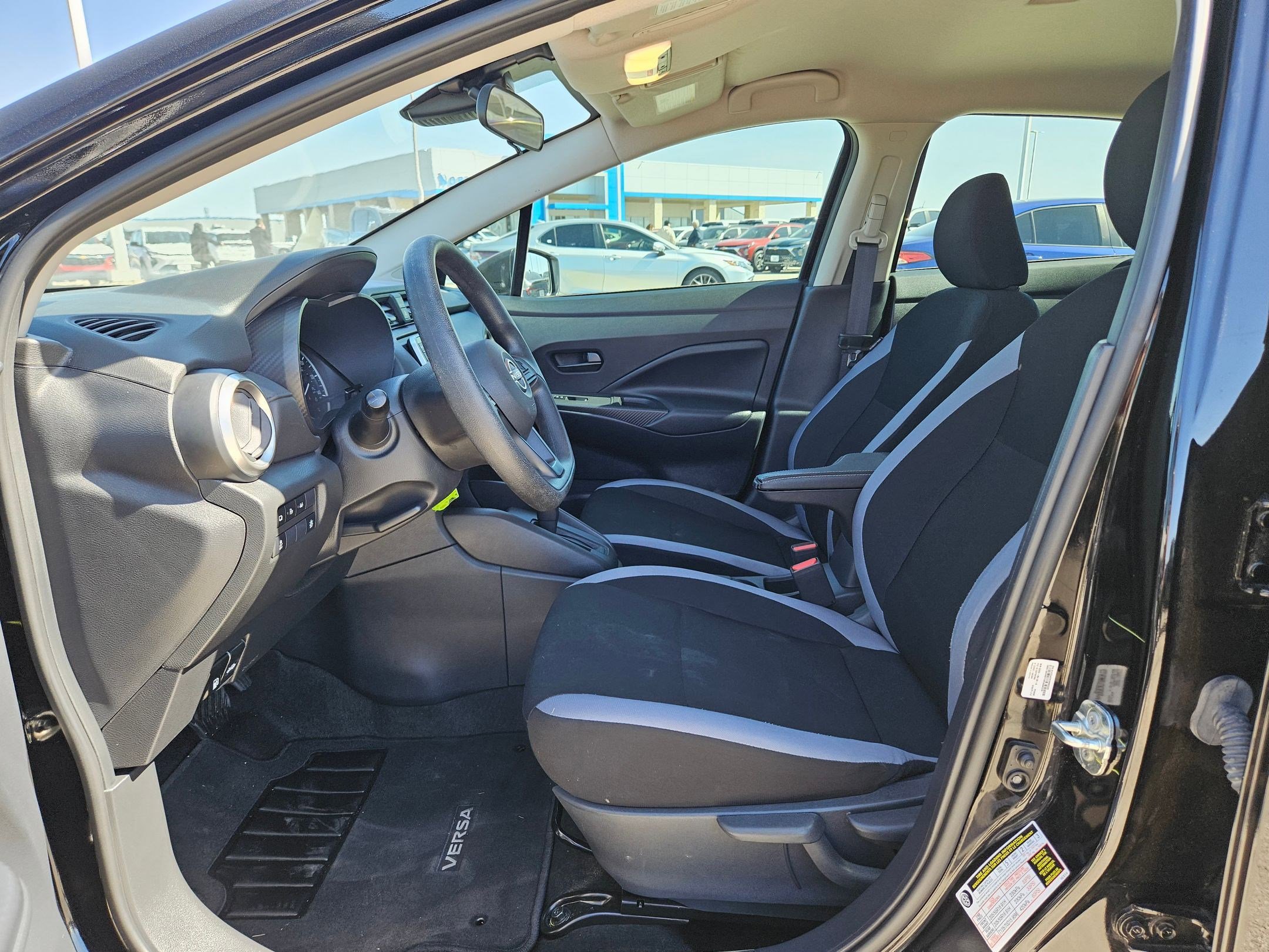 Used 2025 Nissan Versa S w/ S Plus Package image 9