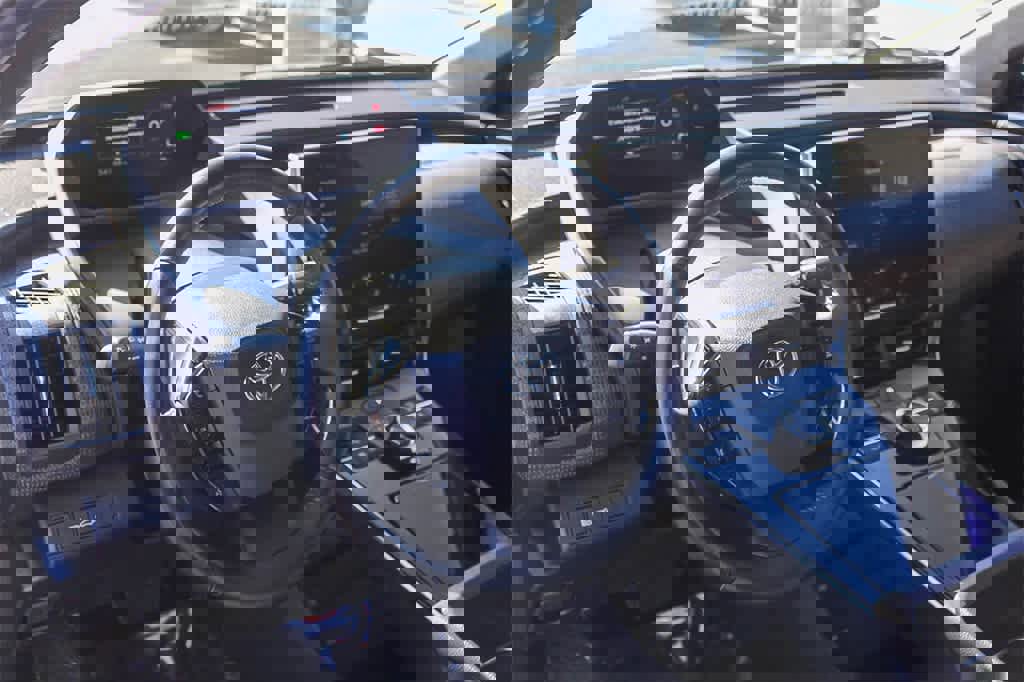 Used 2023 Toyota bZ4X Limited image 24