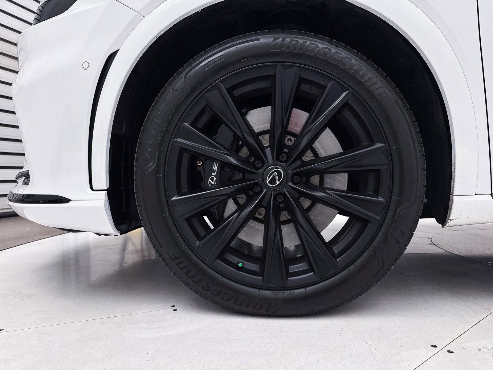 Used 2024 Lexus RX 500h F Sport image 15