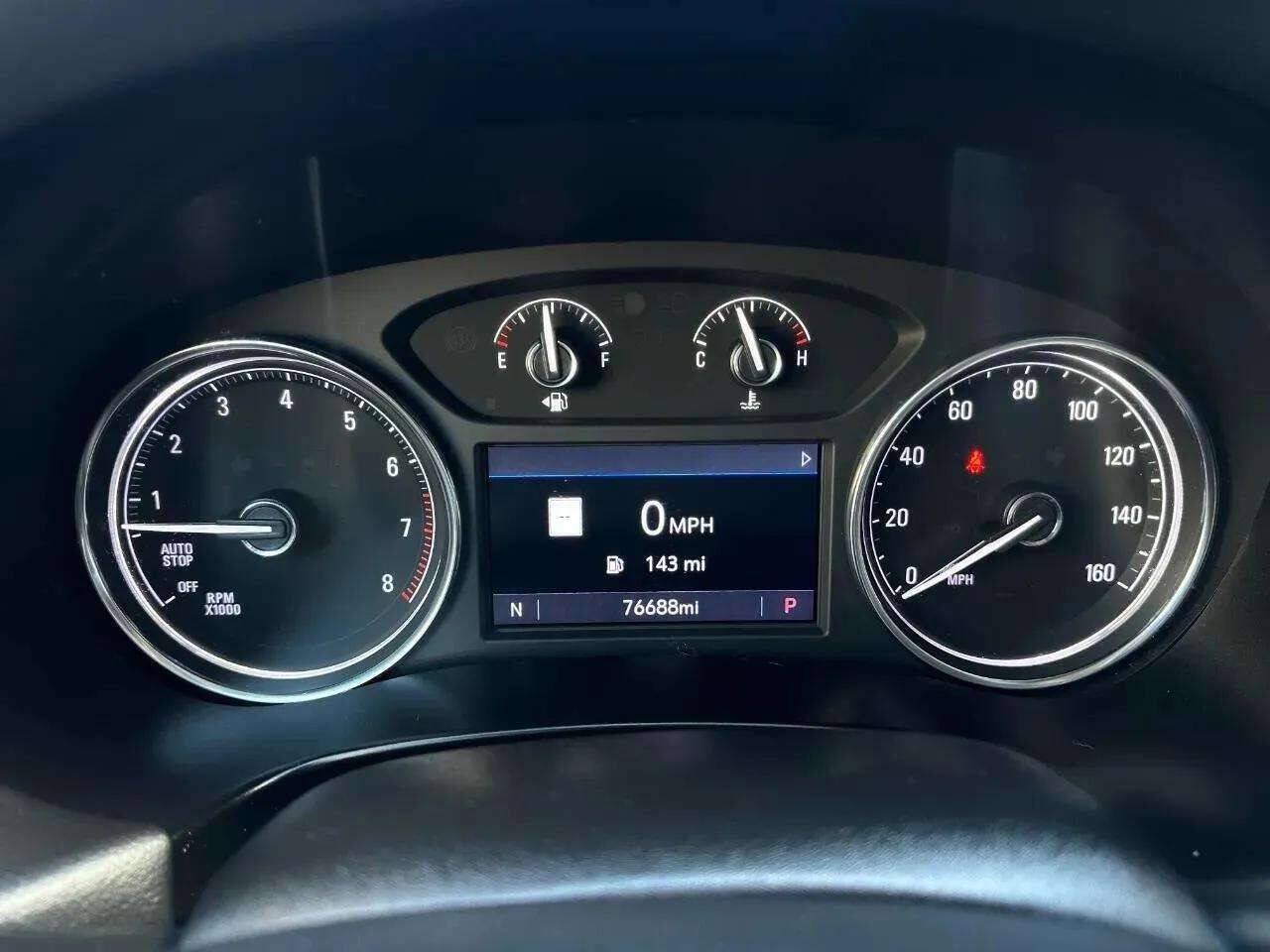 Used 2020 Buick Enclave Essence w/ Sound and Sites Package AWD/4WD image 21