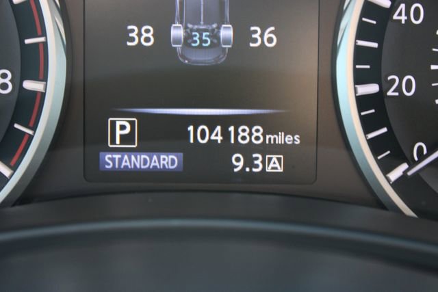 Used 2018 INFINITI Q50 Luxe w/ Cargo Package (L95) image 18