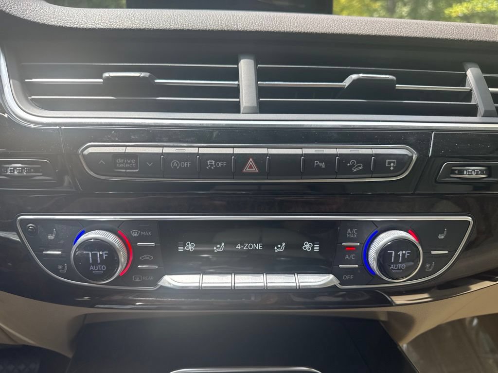 Used 2017 Audi Q7 3.0T Prestige AWD/4WD image 20