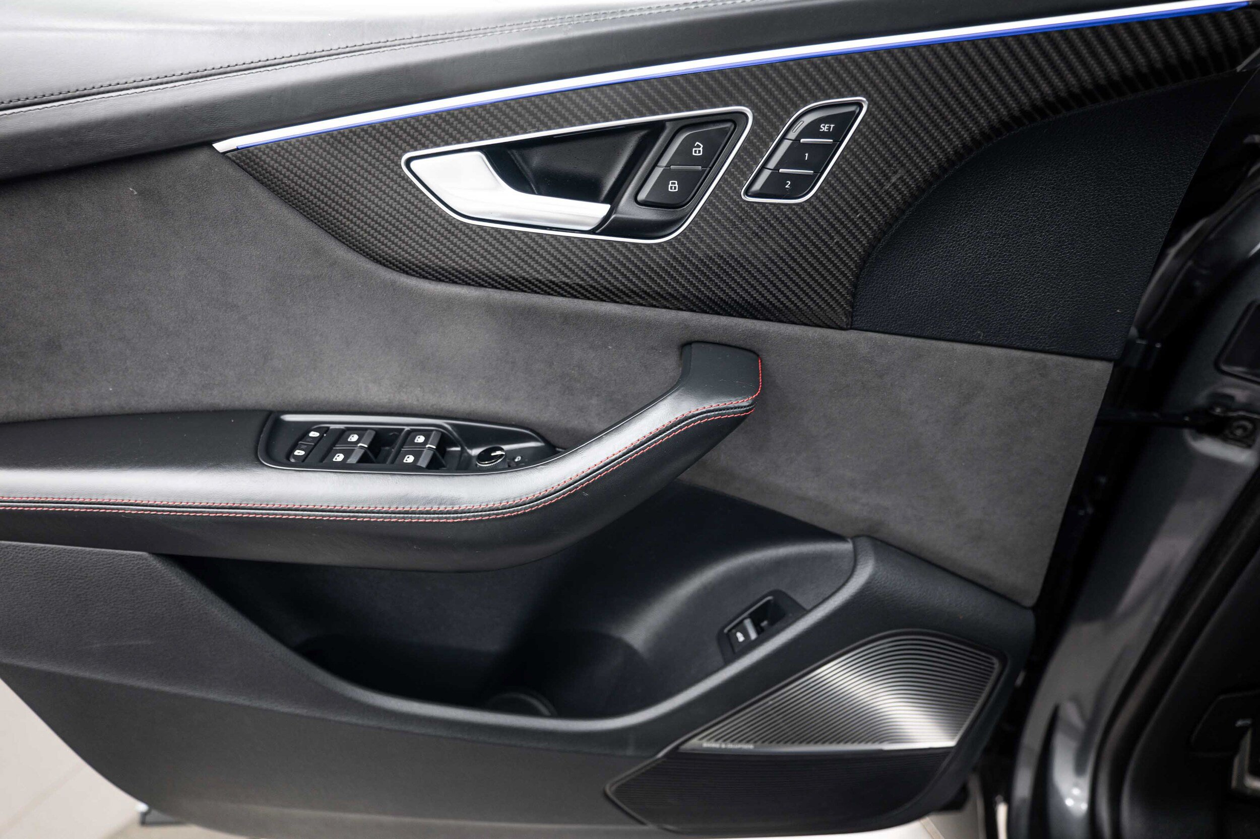Used 2021 Audi RS Q8 AWD/4WD image 16