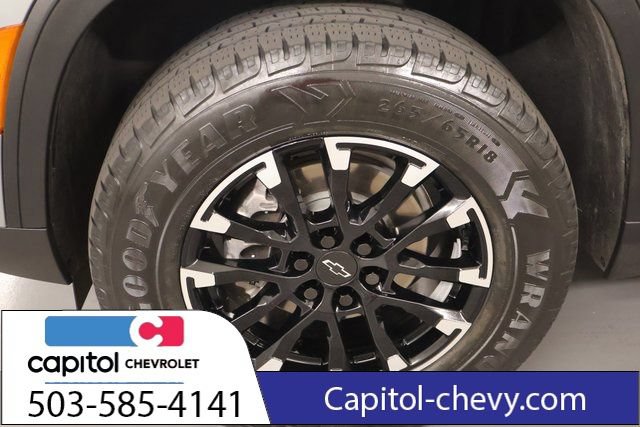 Used 2025 Chevrolet Traverse Z71 AWD/4WD image 8