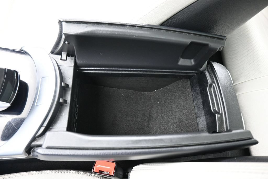 Used 2016 Mercedes-Benz C 300 4MATIC Sedan image 24