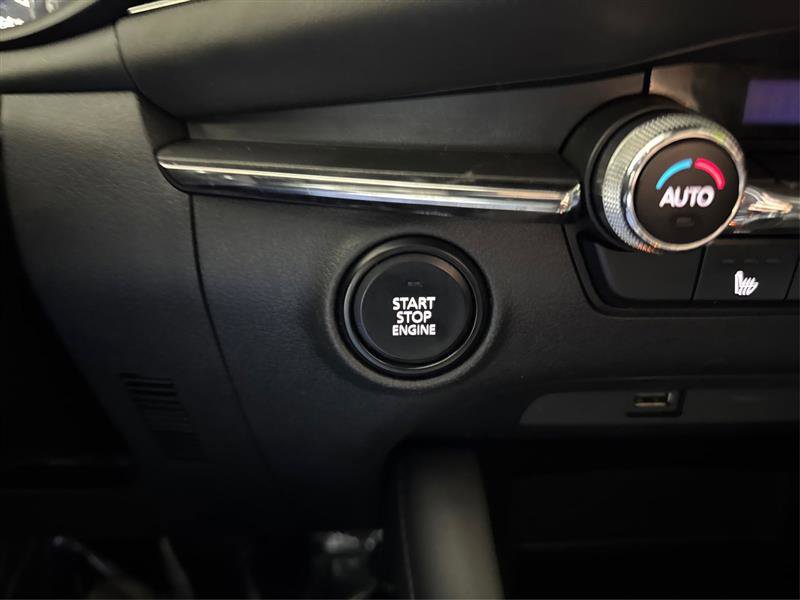 Used 2021 MAZDA MAZDA3 s image 30