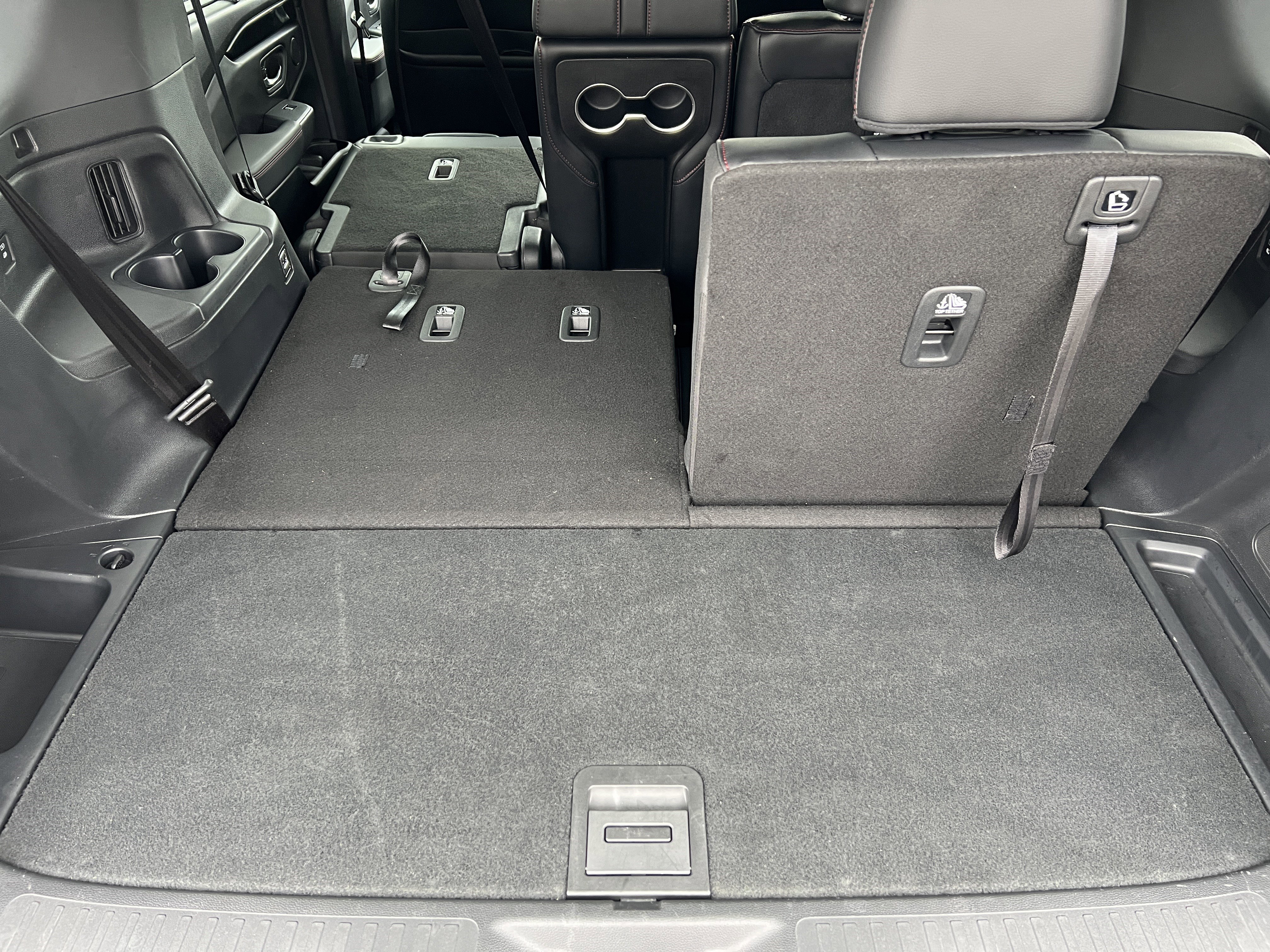 Used 2025 Honda Pilot Black Edition image 20