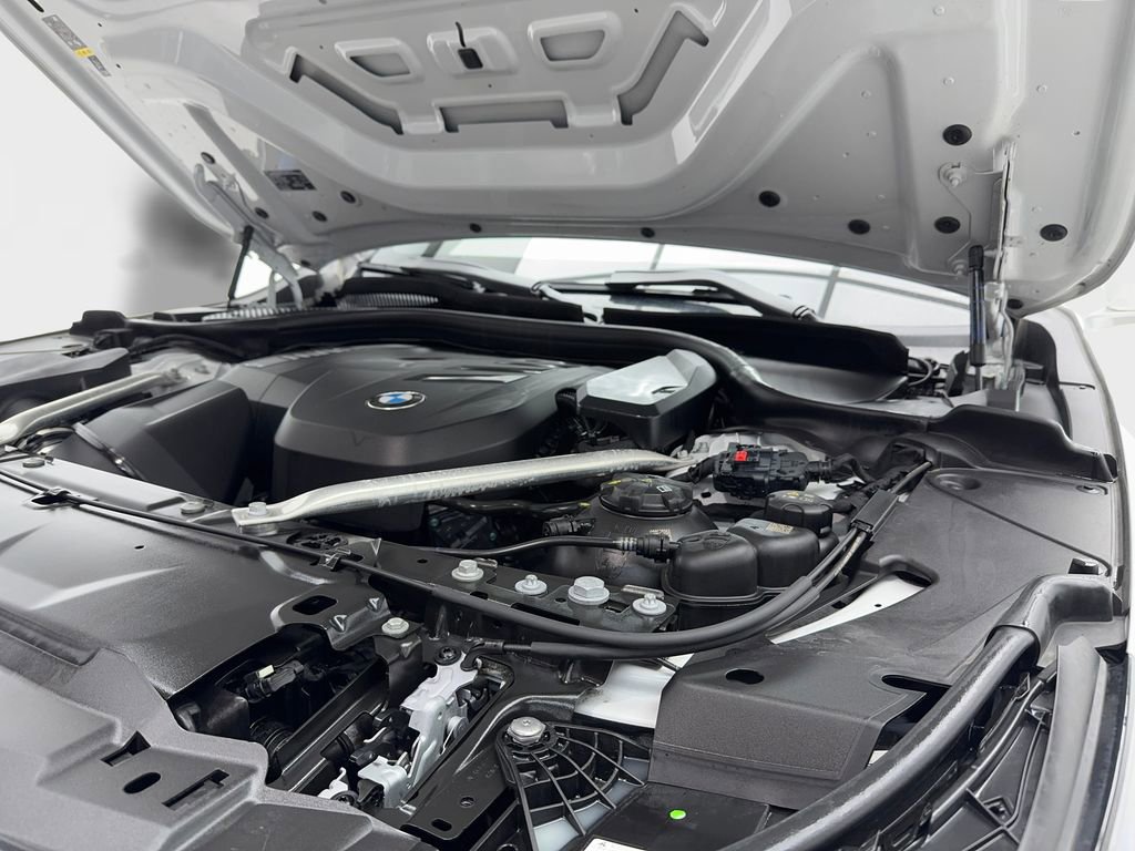 Used 2024 BMW 530i image 16