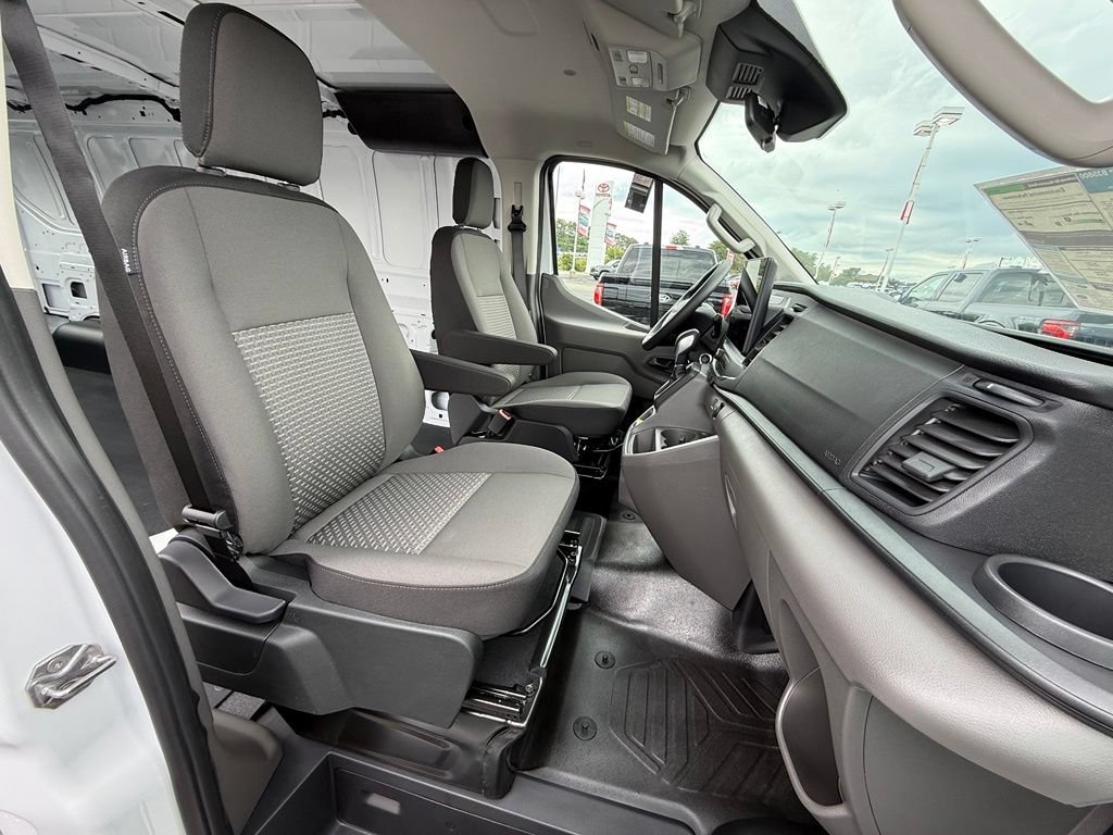 New 2026 Ford Transit 250 Low Roof AWD image 16