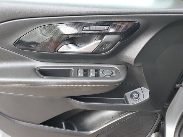 Used 2023 GMC Terrain AT4 AWD/4WD image 16