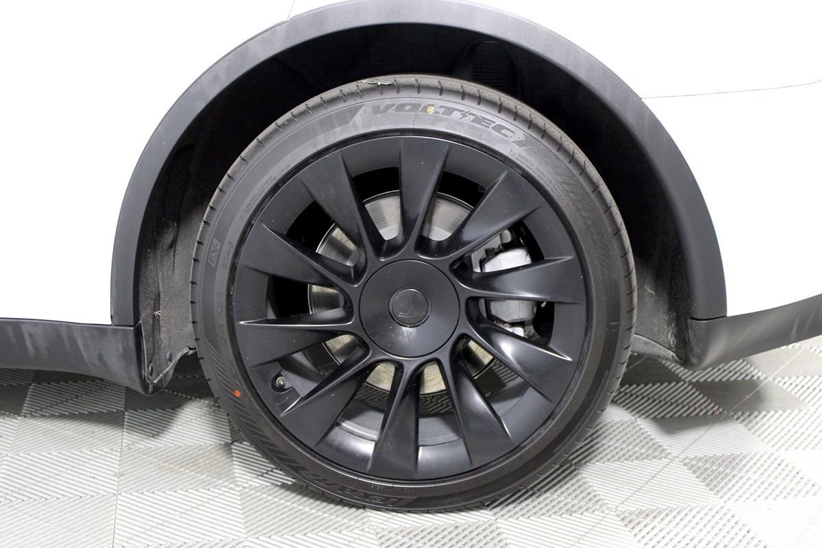 Used 2020 Tesla Model Y Long Range AWD/4WD image 37