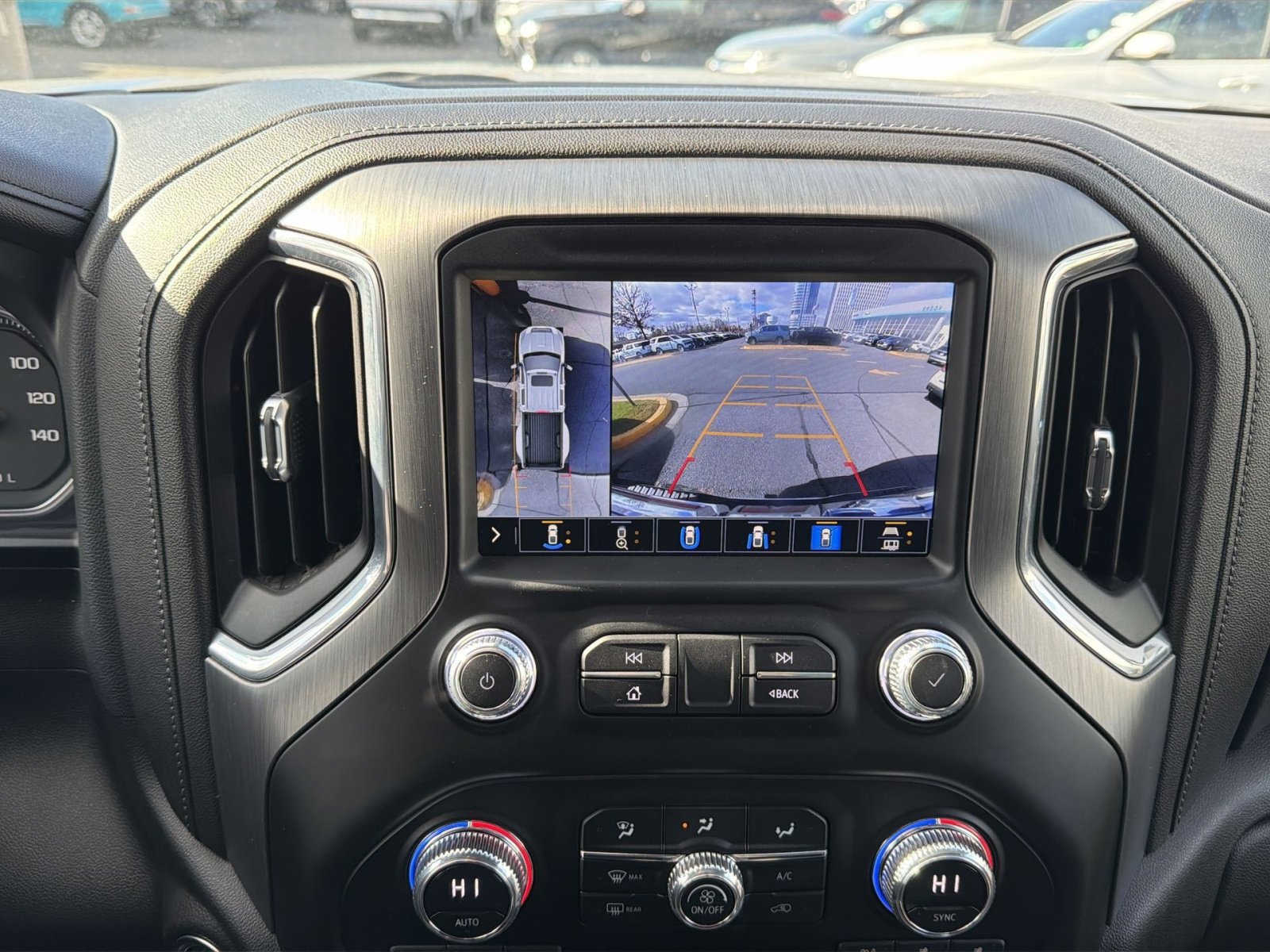 Used 2023 GMC Sierra 3500 Denali image 19