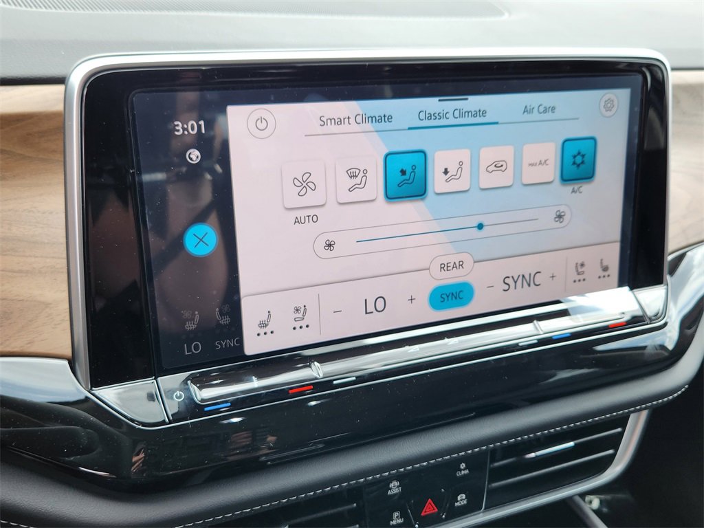 New 2025 Volkswagen Atlas SE image 11