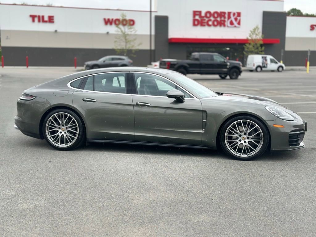 Used 2022 Porsche Panamera 4 AWD/4WD image 8