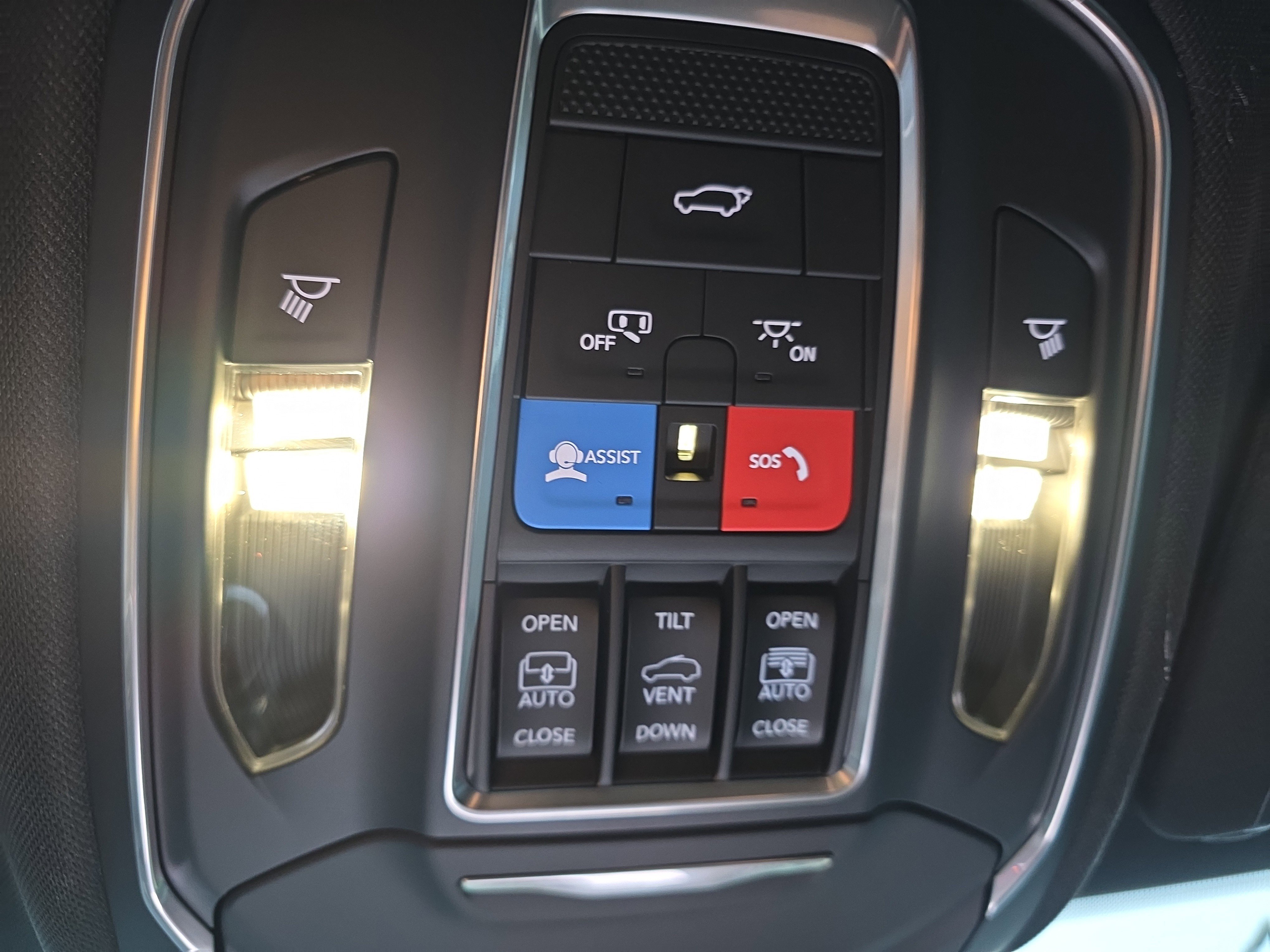 New 2025 Jeep Grand Cherokee Limited w/ Luxury Tech Group II image 10