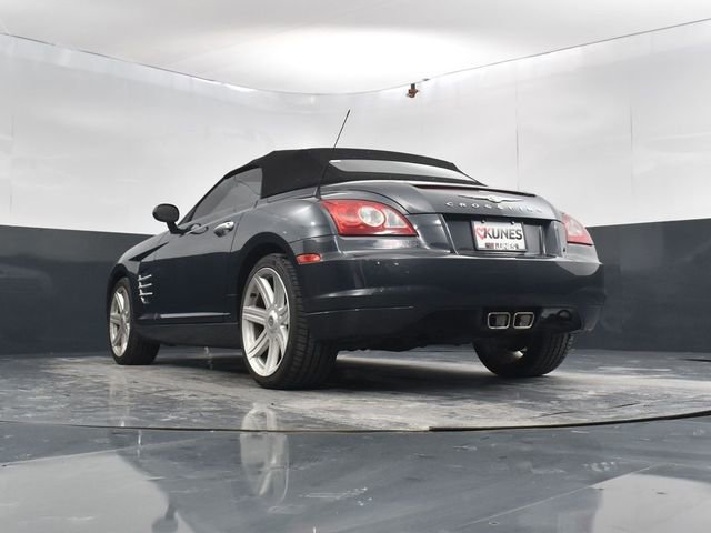 Used 2008 Chrysler Crossfire Limited image 43