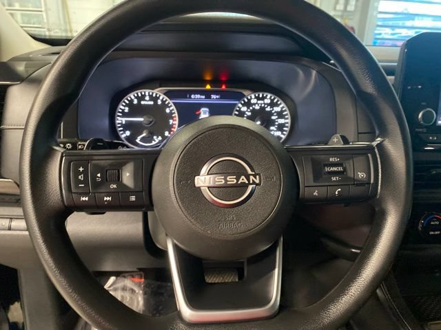 Used 2023 Nissan Pathfinder S AWD/4WD image 11