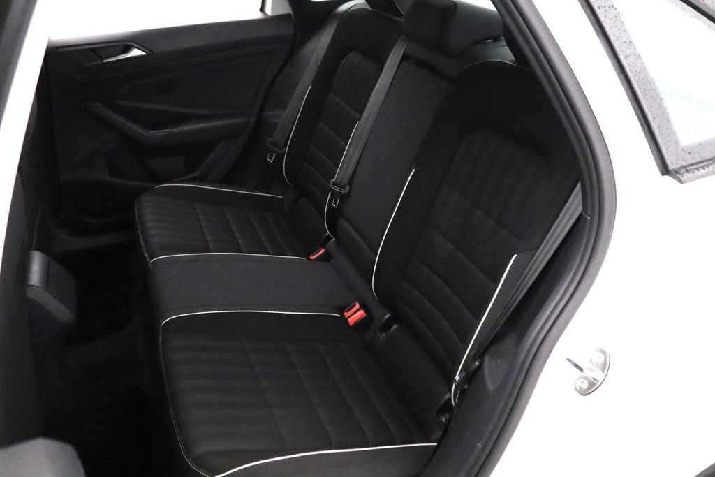 Used 2024 Volkswagen Jetta Sport FWD image 10