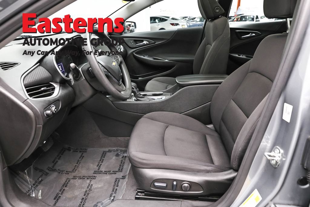 Used 2023 Chevrolet Malibu LT image 14