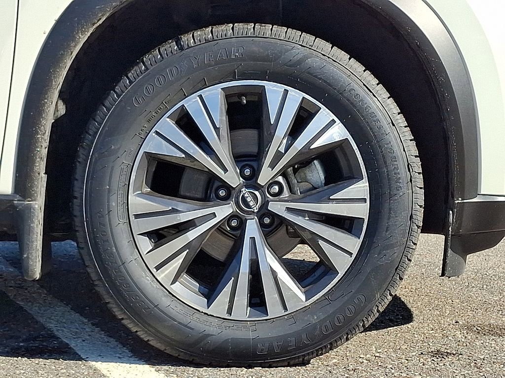 Certified 2023 Nissan Rogue SV AWD/4WD image 9