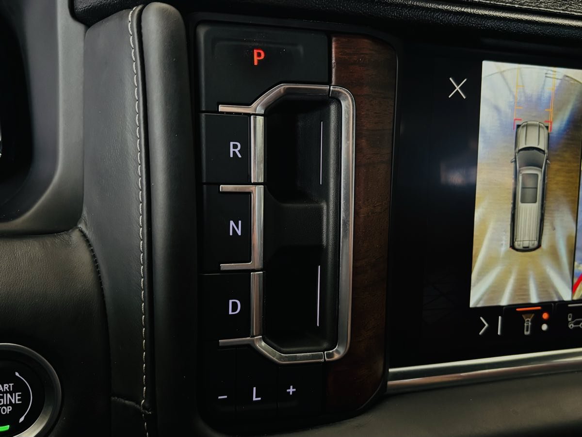 Used 2023 GMC Yukon Denali Ultimate AWD/4WD image 48